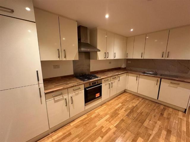 Room for rent in Preston, Greater London