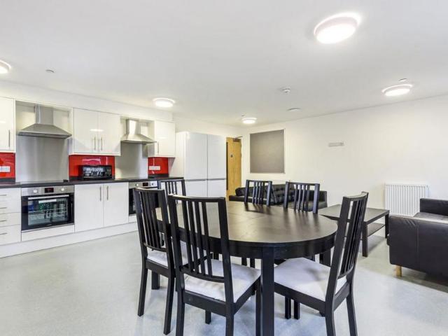 Room for rent in The Slade, Oxfordshire