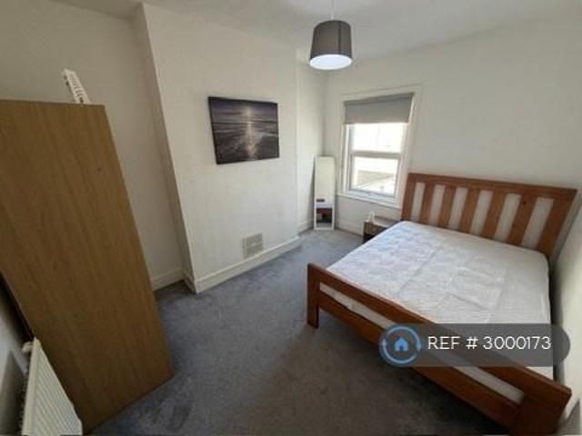 Room for rent in Roselands, Eastbourne