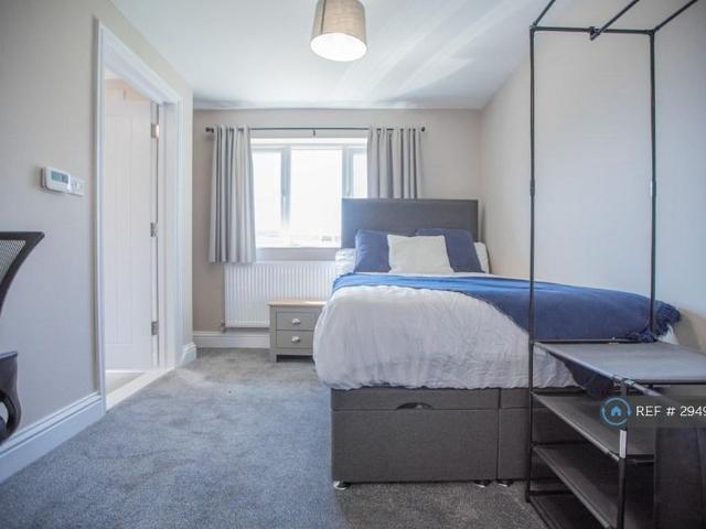 Room for rent in Privett, Middlecroft