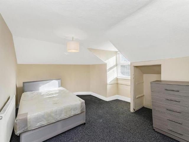 Room for rent in Woodford Green, Greater London