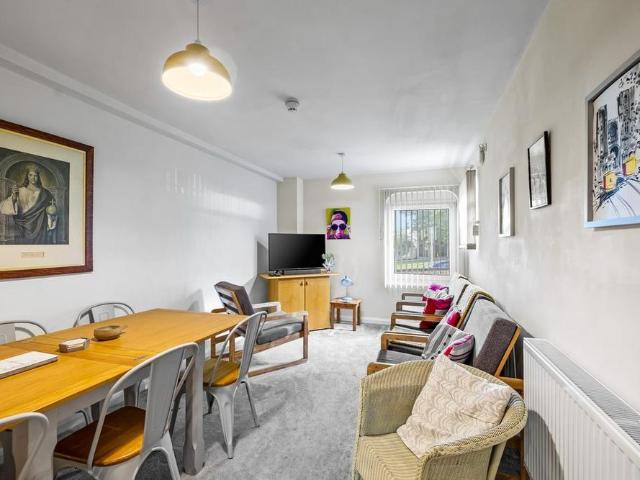 Room for rent in Stonehouse, Plymouth