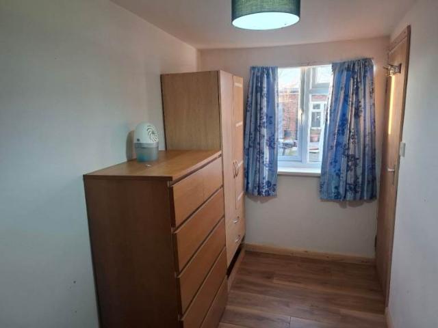 Room for rent in London Borough of Ealing, Greenford