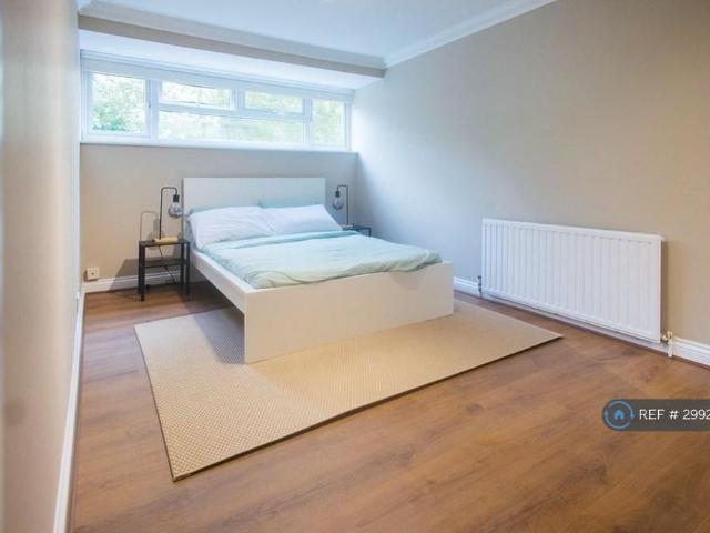 Room for rent in Lee Chapel, Essex