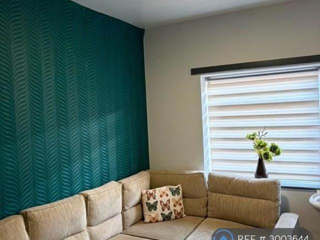 Room for rent in South Yorkshire