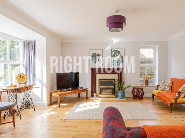 Room for rent in Elmsbrook, Evershot