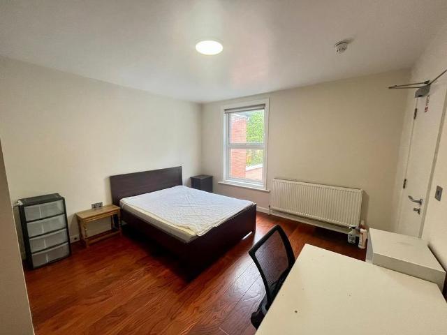 Room for rent in Earlham Rise, East Bank