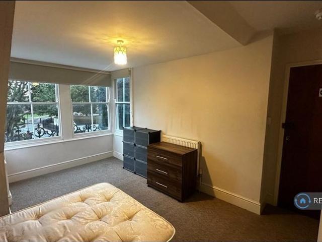 Room for rent in Brookville, Norfolk