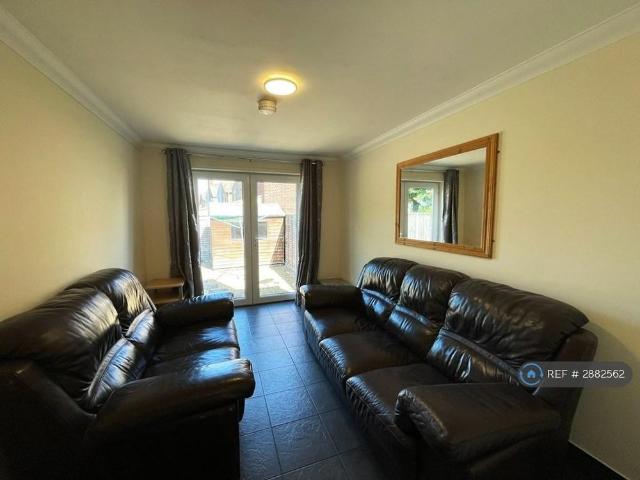 Room for rent in Heigham Grove, East Bank