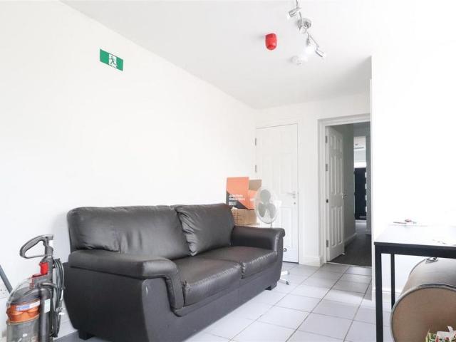 Room for rent in West Midlands
