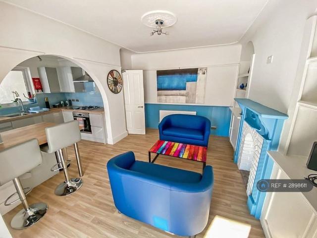 Room for rent in Upper Parkstone, Poole