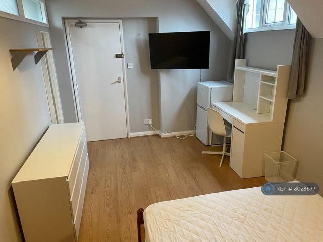 Room for rent in The Meadows, City of Nottingham