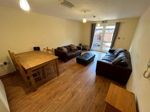 Room for rent in Forest Fields, Haddon