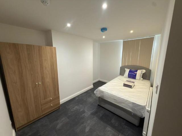 Room for rent in Haddon, East Midlands