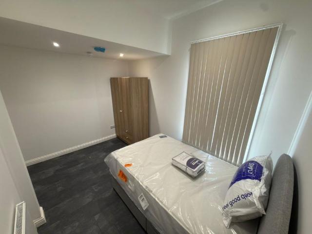 Room for rent in Haddon, East Midlands