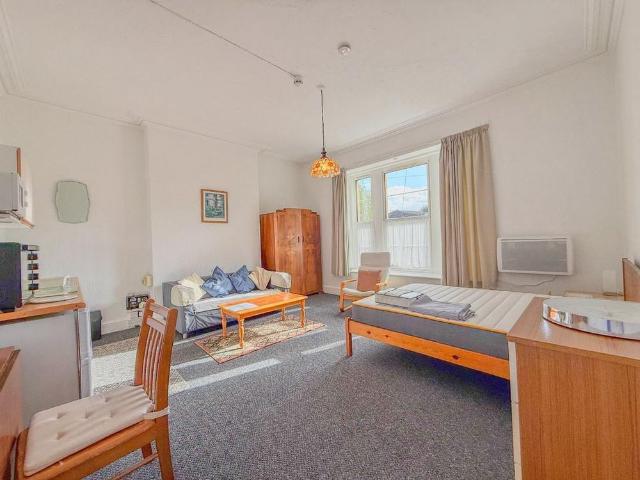 Room for rent in Feckenham, City Of Bristol
