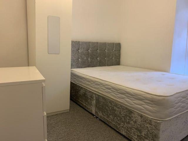 Room for rent in Bridgend, Wales