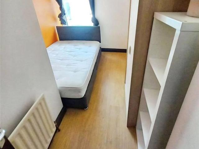 Room for rent in Huddersfield, West Yorkshire