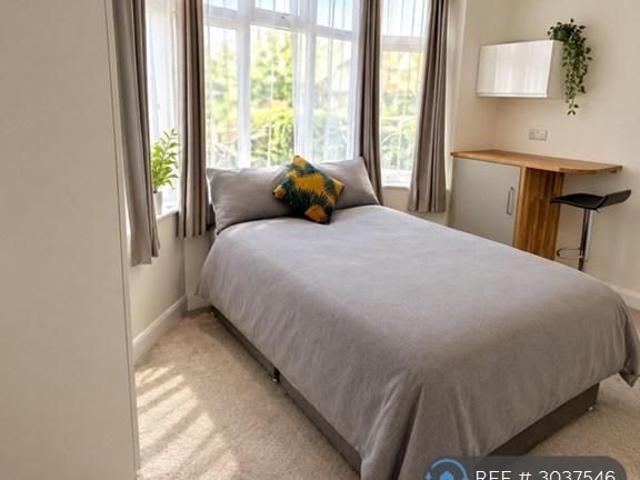Room for rent in Talbot Village, Bournemouth