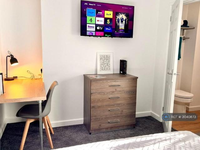 Room for rent in Mount Ambrose, Cornwall
