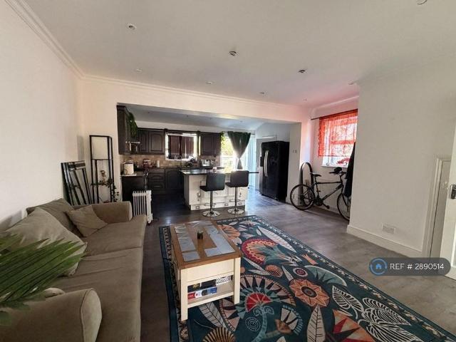 Room for rent in Marsh Farm, Luton