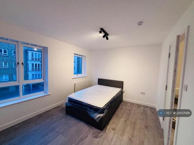 Room for rent in Isle Of Dogs, Isle Of Man