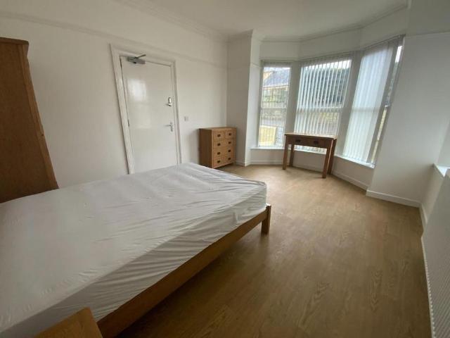Room for rent in Fort Hill, Kentisbury