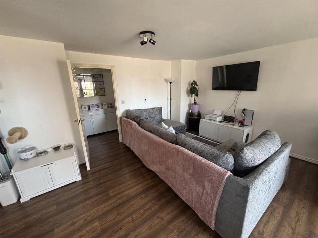 Room for rent in Rodbourne, Swindon