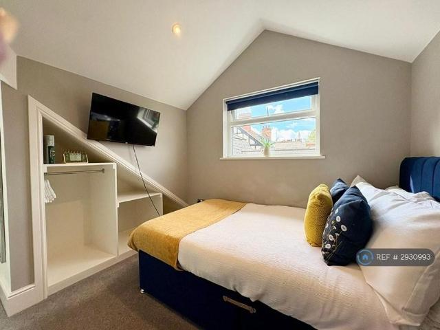Room for rent in Littleover, East Midlands