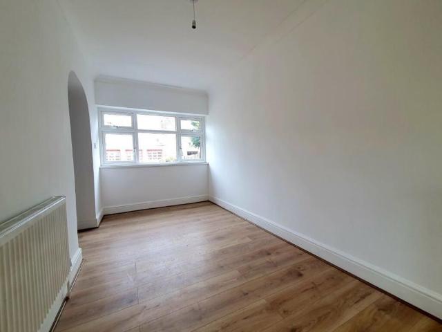 Room for rent in Edmonton, Greater London