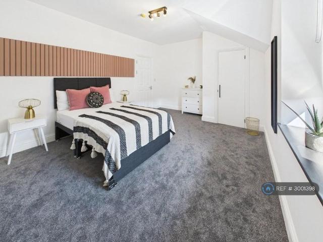 Room for rent in Nangreaves, Wales