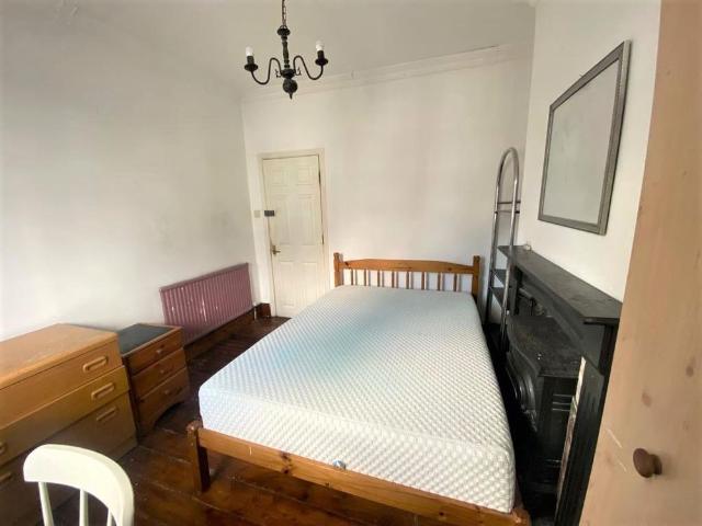 Room for rent in London Borough of Ealing, Greater London