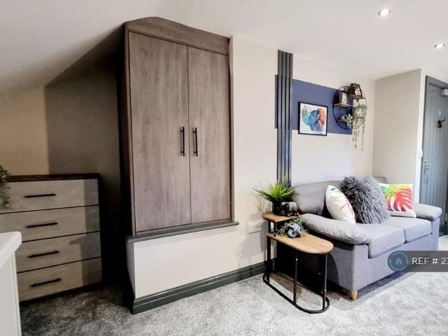 Room for rent in Newtown, Wigan