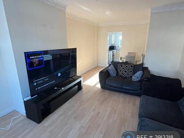 Room for rent in Page Moss, Huyton
