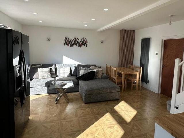 Room for rent in Sunningdale