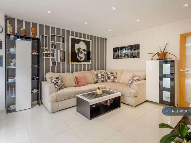 Room for rent in London Borough of Hounslow, Greater London
