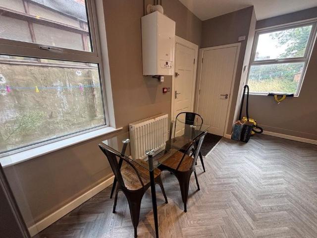 Room for rent in New Normanton, East Midlands