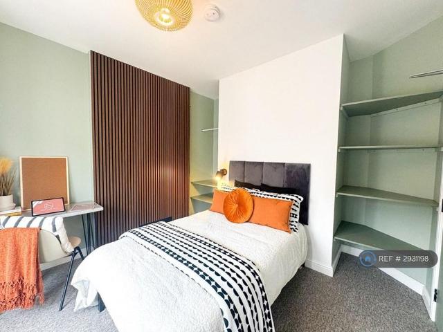Room for rent in Gloucester, Gloucestershire