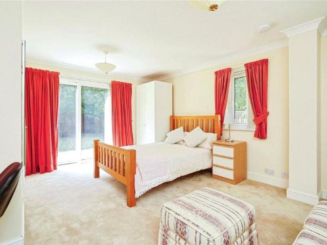 Room for rent in The Slade, Oxfordshire