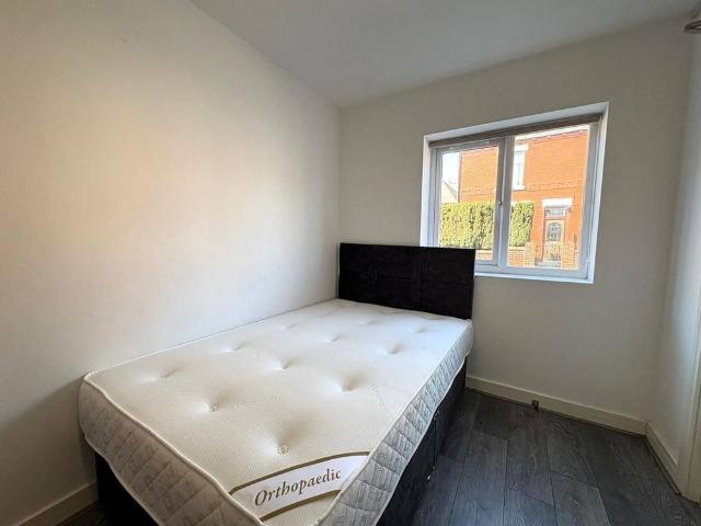Room for rent in Scholes, Wigan