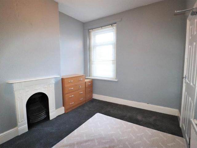 Room for rent in Falcon Lodge, Wales