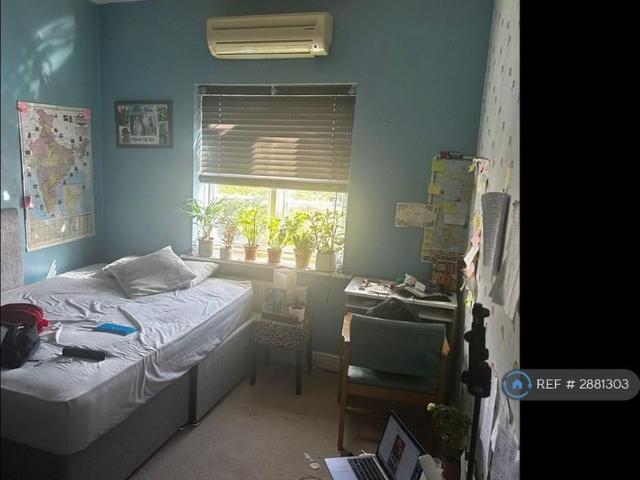 Room for rent in London Borough of Harrow, Greater London