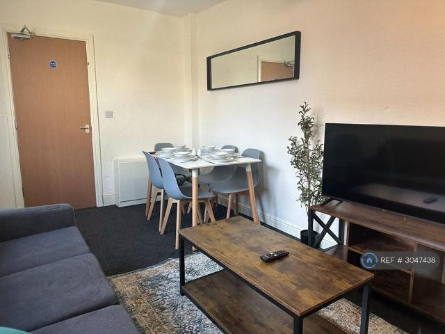 Room for rent in Mayer's Green, West Bromwich