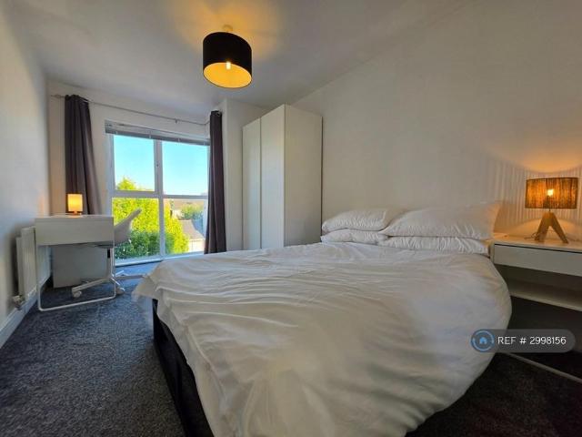 Room for rent in Cheswick, Harry Stoke