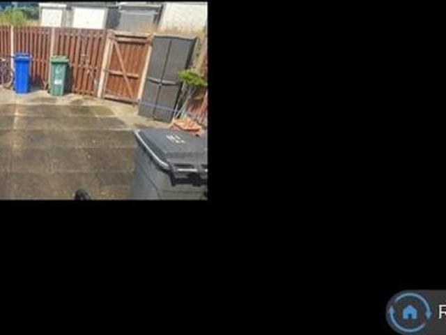 Room for rent in Hurst Cross, Greenheys