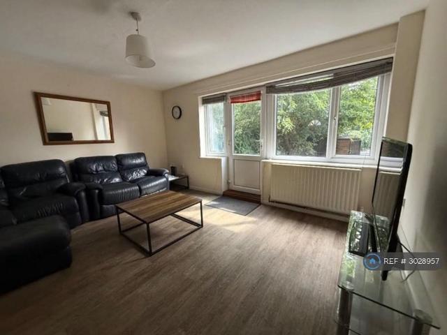 Room for rent in St Ann's, Haddon