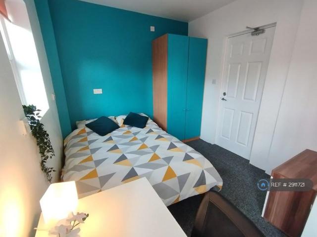 Room for rent in Little Chester, East Midlands