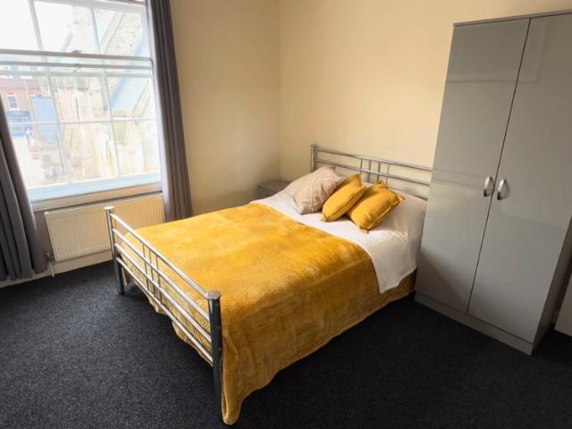 Room for rent in Wales