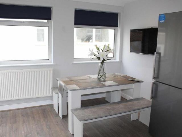 Room for rent in Rodbourne, Swindon