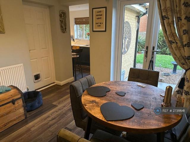 Room for rent in Kemsley, Swale